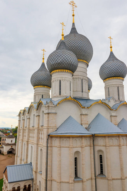 Vermoedelijke kathedraal in Rostov Kremlin, Rusland - Foto, afbeelding