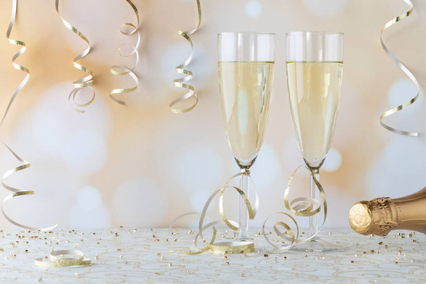 Um close de duas flautas de vinho cheias de champanhe pronto para uma celebração
. - Foto, Imagem