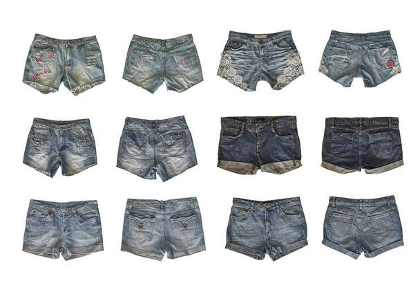 Jeans-Shorts für Frauen isoliert auf weißem Hintergrund, mit Clipping-Pfad. Vorder- und Rückseite - Foto, Bild