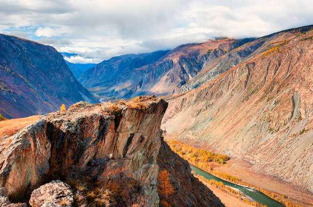 Autumn landscape of Chulyshman river gorge in Altai mountains, Siberia, Russia. Famous travel destination - Fotó, kép