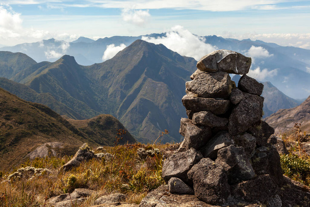 Trail jälkiä vuoristomaiseman Brasiliassa highlands - Valokuva, kuva