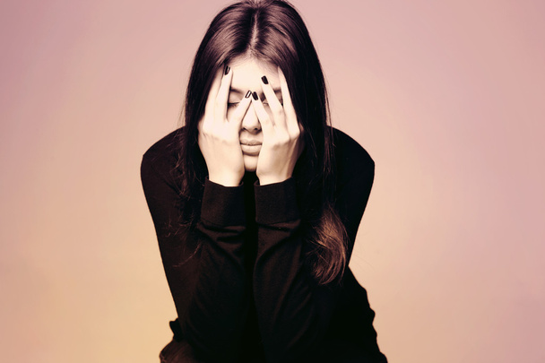 Depressed young woman - Foto, imagen
