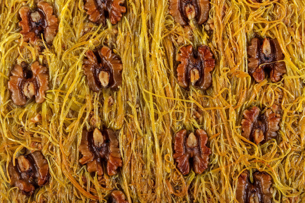 Sobremesa turca Kadayif com pó de pistache - Birmânia kadayif
. - Foto, Imagem