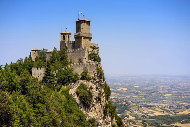 Oude vesting in de Republiek San Marino - Foto, afbeelding