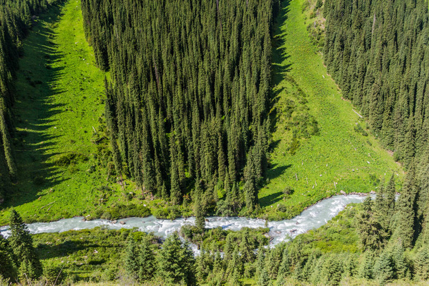 Arashan river valley in Kyrgyzstan - Фото, изображение