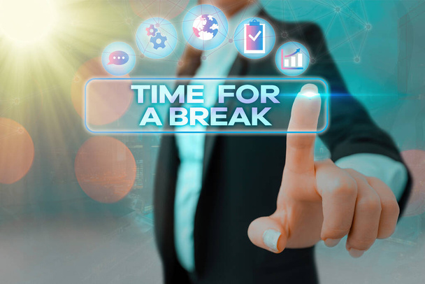 Konceptualny rękopis pokazujący "Czas na przerwę". Biznesowe zdjęcie przedstawiające harmonogram, kiedy pracownicy przestają pracować na krótki okres. - Zdjęcie, obraz