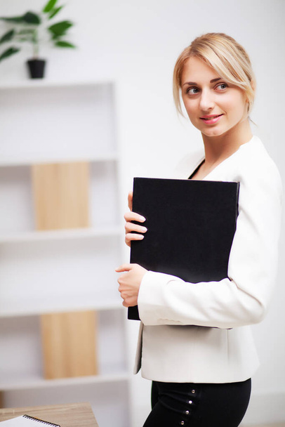 Business woman manager working with documents in the office - Photo, Image