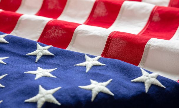 EUA Bandeira detalhe, vista close-up. Textura de fundo bandeira americana. Dia Memorial e 4 de Julho, conceito do Dia da Independência
 - Foto, Imagem