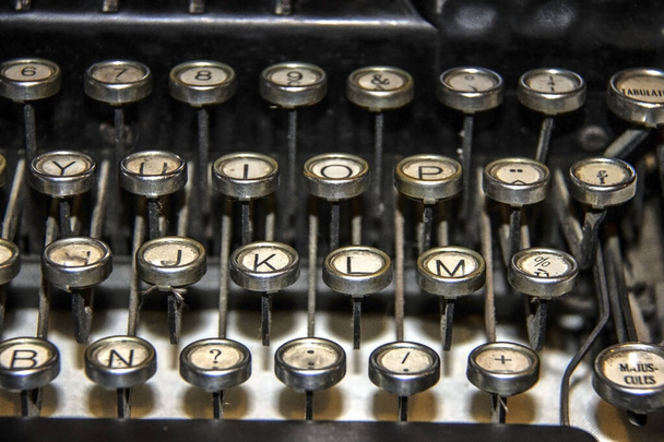 Vintage typemachine close up.  - Foto, afbeelding