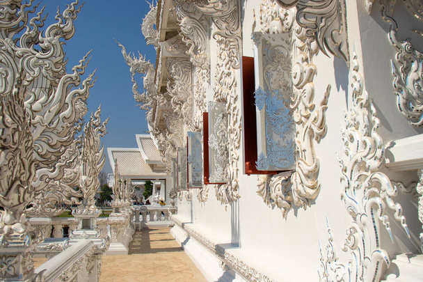 Thailand. Chiang Rai. White Temple - Fotó, kép