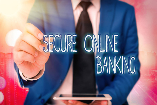 Tekst schrijven Veilig online bankieren. Bedrijfsconcept voor de bescherming van digitale bank voor internettransacties. - Foto, afbeelding