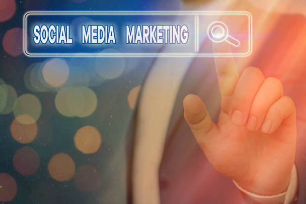 Kézírás szövegírás Social Media Marketing. Fogalom jelentése mutatja összekapcsolás és üzleti megosztás az interneten keresztül. - Fotó, kép