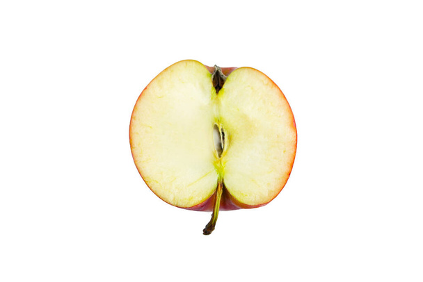 gesneden rode appel geïsoleerd op wit - Foto, afbeelding