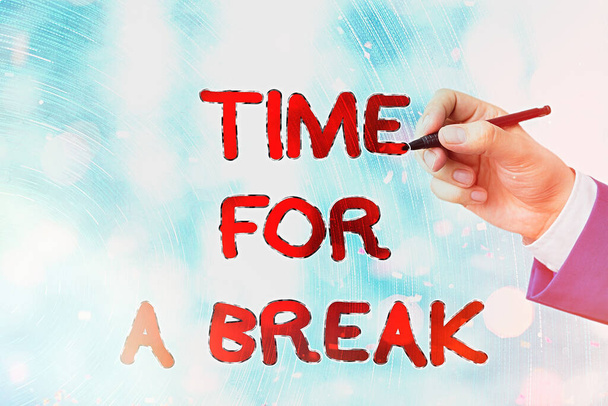 Scrittura concettuale a mano che mostra Time For A Break. Foto aziendale testo un programma quando i lavoratori smettono di lavorare per un breve periodo. - Foto, immagini
