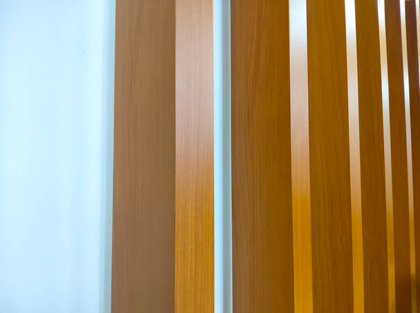 Textura de madera de lath fondo de pared blanco. Interior de la pared de fondo de cubo de madera. Concepto de publicidad. Renderizado 3D
 - Foto, Imagen