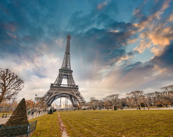 Parigi. Belle attrazioni della città
 - Foto, immagini
