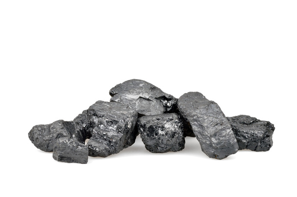 Pile de charbon isolé sur blanc
 - Photo, image