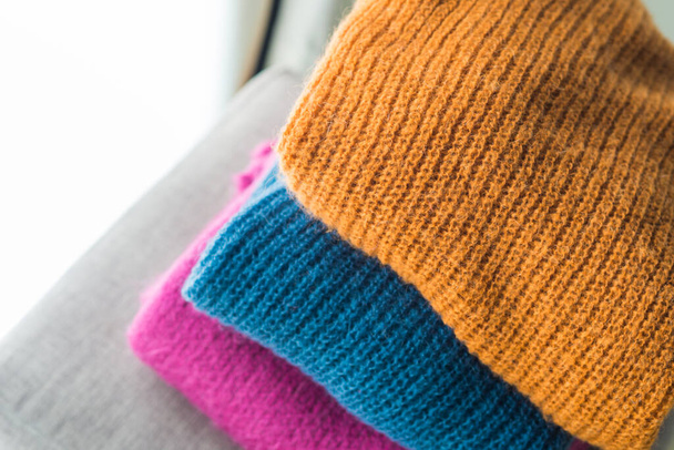 Chandails en laine colorés d'hiver confortables - Photo, image