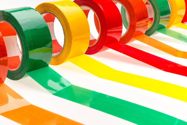 cintas de colores para la celebración del nuevo año - Foto, Imagen
