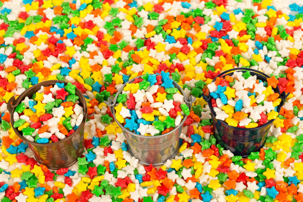 крупним планом вид барвистих зірок цукерки
 - Фото, зображення