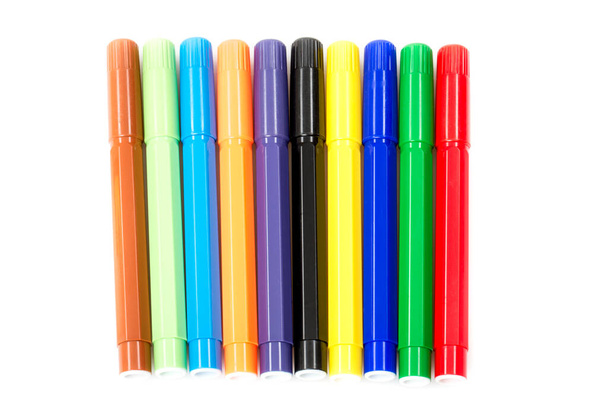 Barevné plstěné pera Tip .Multicolored Felt-Tip Pens .Multicolored Felt-Tip Pens izolované na bílém pozadí . - Fotografie, Obrázek