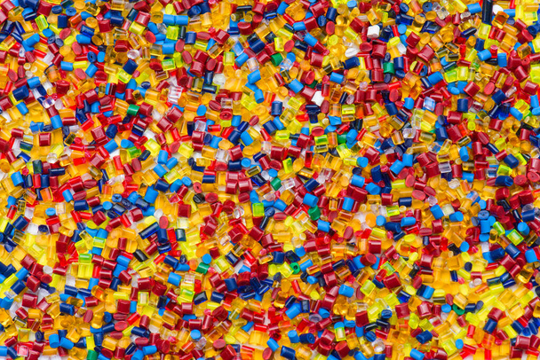πολλές διαφορετικές χρωματιστές πλαστικές ρητίνες πολυμερούς - Φωτογραφία, εικόνα