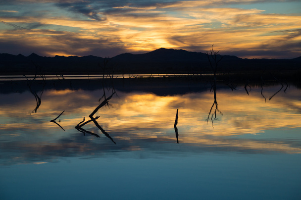 zonsondergang reflecties - Foto, afbeelding