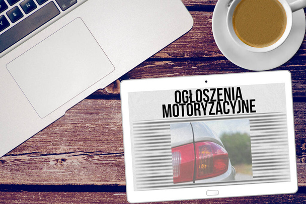 Komputerowe, tabletowe i internetowe ogłoszenia samochodowe w języku polskim - Zdjęcie, obraz