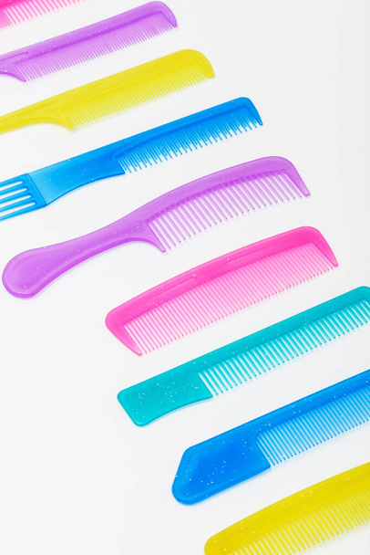 modern colored combs on a white background - Fotografie, Obrázek