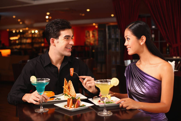 young couple in restaurant - Foto, Imagem