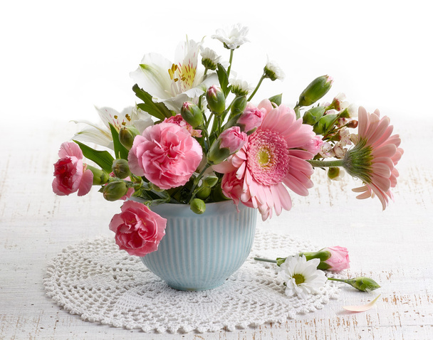 μπουκέτο με λουλούδια - Φωτογραφία, εικόνα