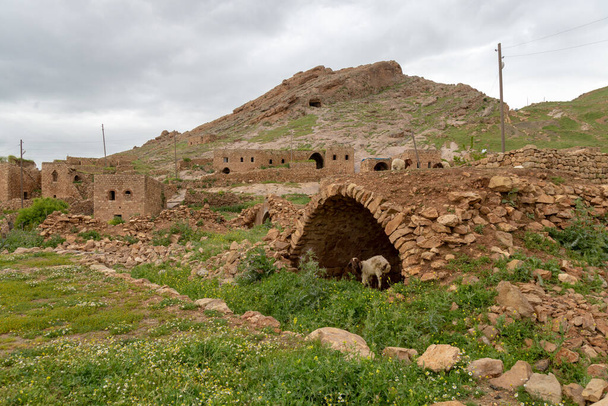 View from the village of Bilali near Mardin. Very few people live in this syriac village today. - Photo, Image