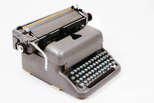 old metal typing machine from czechoslovakia isolated - Фото, зображення