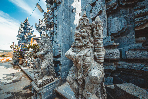 Indonesian temple Ulun Danu Beratan in Ubud - Valokuva, kuva