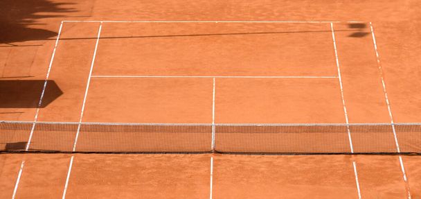 Prázdný tenisový kurt a síť - Fotografie, Obrázek