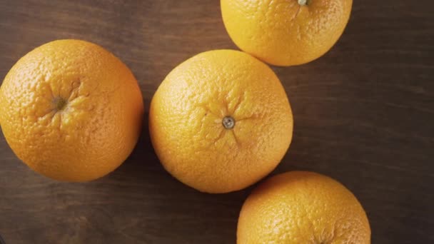 Ripe oranges close up. Studio video - 映像、動画
