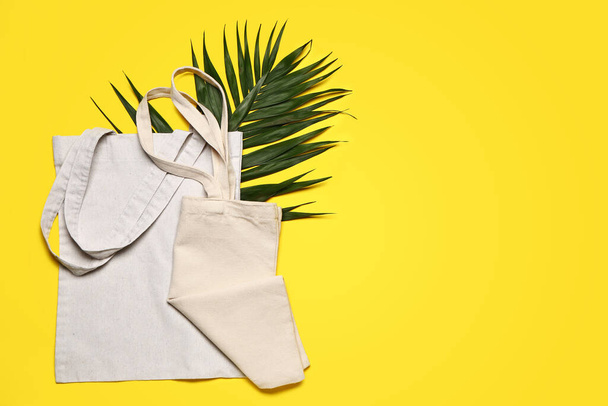 Eco bags on color background - Photo, Image