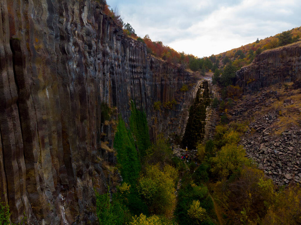 Basalt skały Park Przyrody, widok z lotu ptaka, Sinop - Turcja - Zdjęcie, obraz