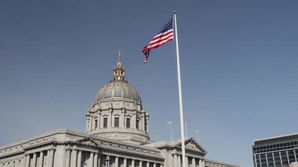 San Francisco city hall with the American flag - Footage, Video