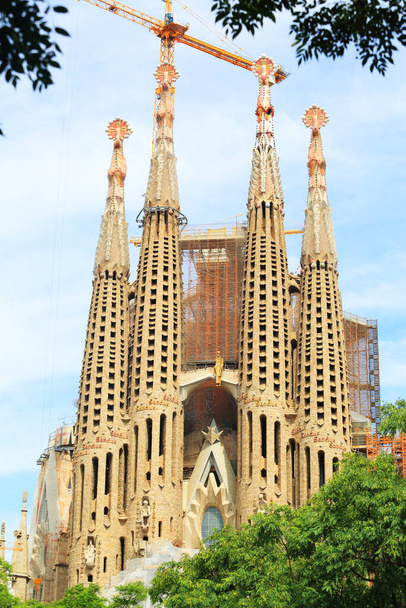 Sagrada Familia caCathedral, Barcelona, Spain - Фото, зображення