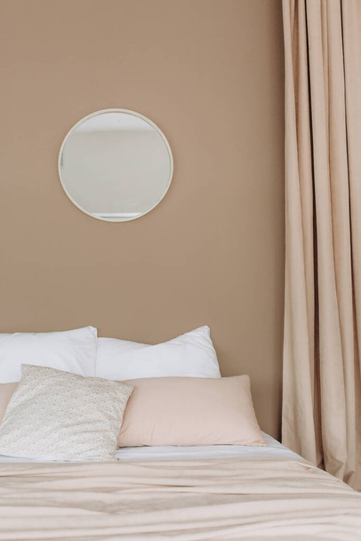 bed pillow curtain interior textile apartment comfortable color texture - Foto, Imagem
