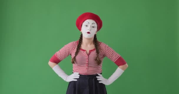 Mime artist fed up of irritating gossip and asking to keep quiet - Footage, Video