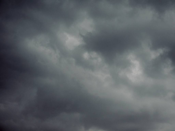 Temné mraky a obloha - Fotografie, Obrázek
