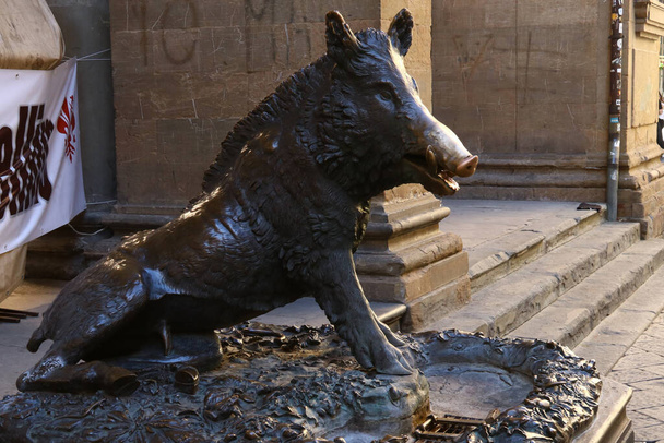 Piglet fountain, Loggia New Market, touristic attraction, Florence, Italy - Photo, Image