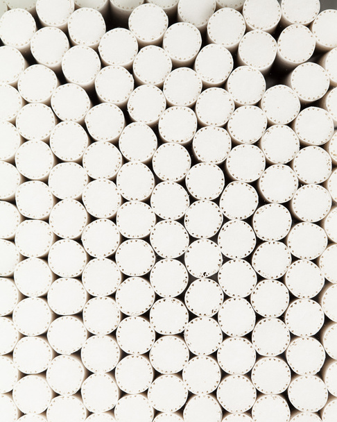 абстрактный фон белых фильтров сигарет
 - Фото, изображение