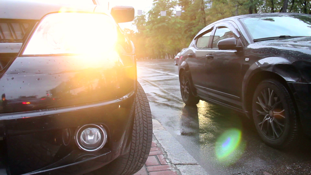 αυτοκίνητα κυκλοφορίας βροχής - Πλάνα, βίντεο