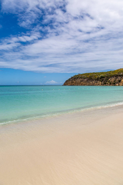 An idyllic sandy beach on the Caribbean island of Antigua - Photo, Image