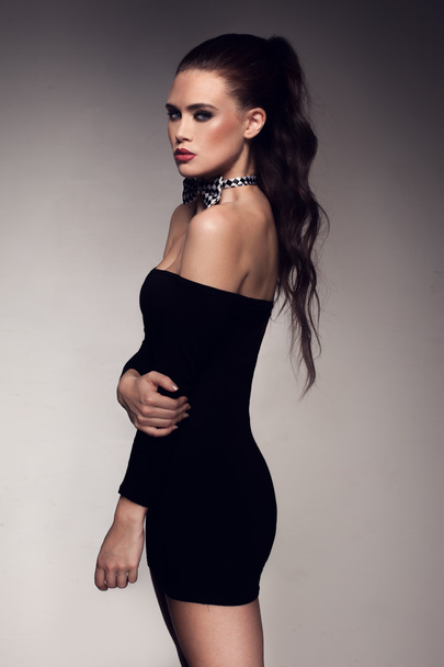 Beautiful sultry young woman - Fotó, kép