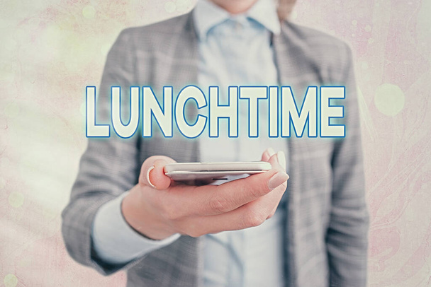 Conceptual hand writing showing Lunchtime. Business photo showcasing the noontime or the middle of the day when food is eaten Touch screen digital marking important details in business. - Photo, Image