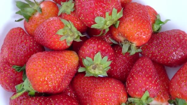 ripe red strawberries rotates closeup - Footage, Video